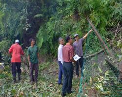 LAWATAN TURUN PADANG DATUK BANDAR DI KAWASAN TANAH RUNTUH